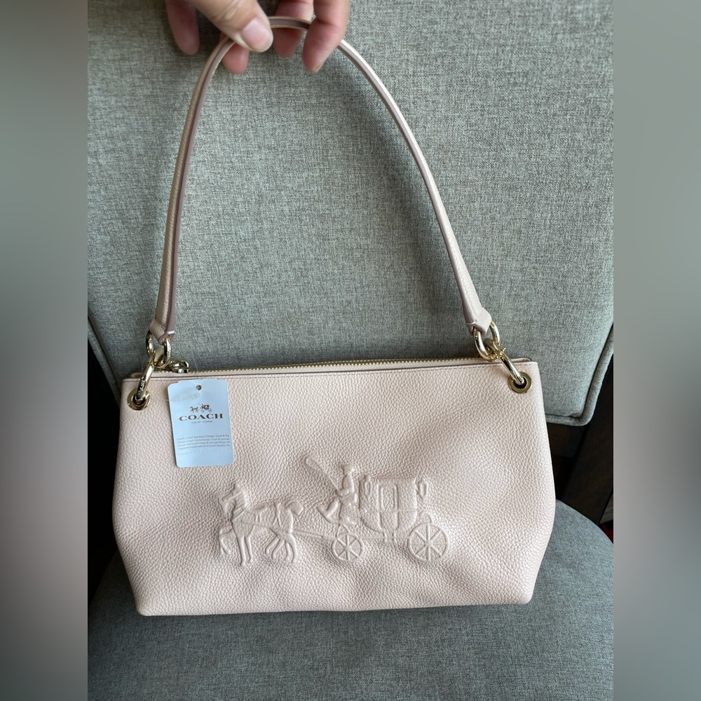 NWT！COACH EMBOSSED HORSE AND CARRIAGE CHARLEY LEATHER CROSSBODY BAG (F33521）